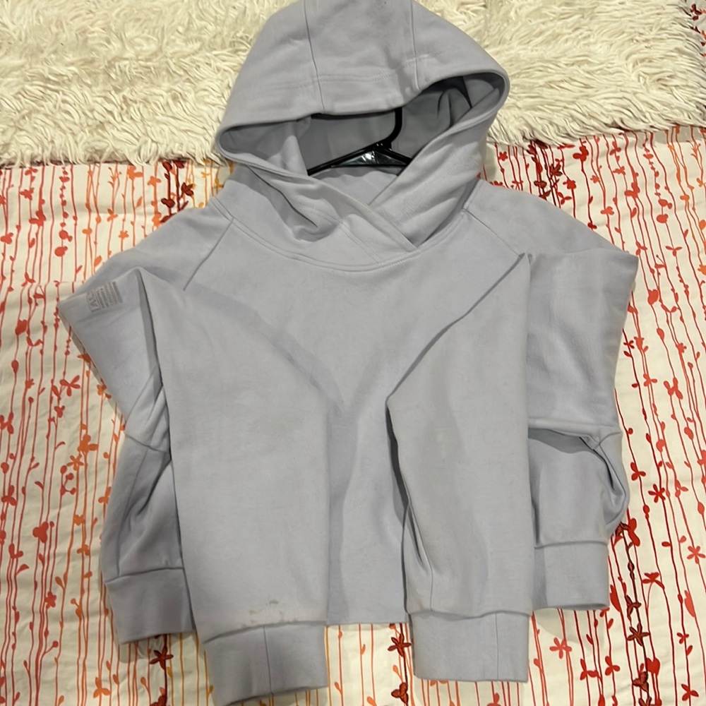 Alphalete Light blue cropped workout hoodie